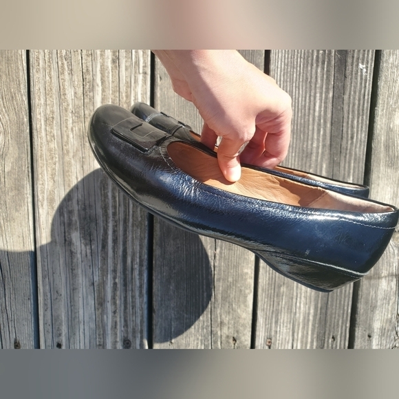 CLARKS WOMENS 6 1/2 - Picture 5 of 7